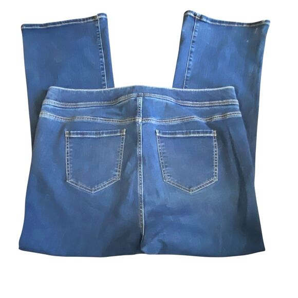 Torrid #FeelTheFit Lean Jean Slim Boot Super Soft Pull-On Jeans Women’s 2S (~18) - Picture 3 of 11